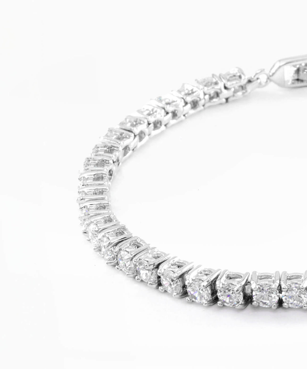 Sleek Chain Bracelet
